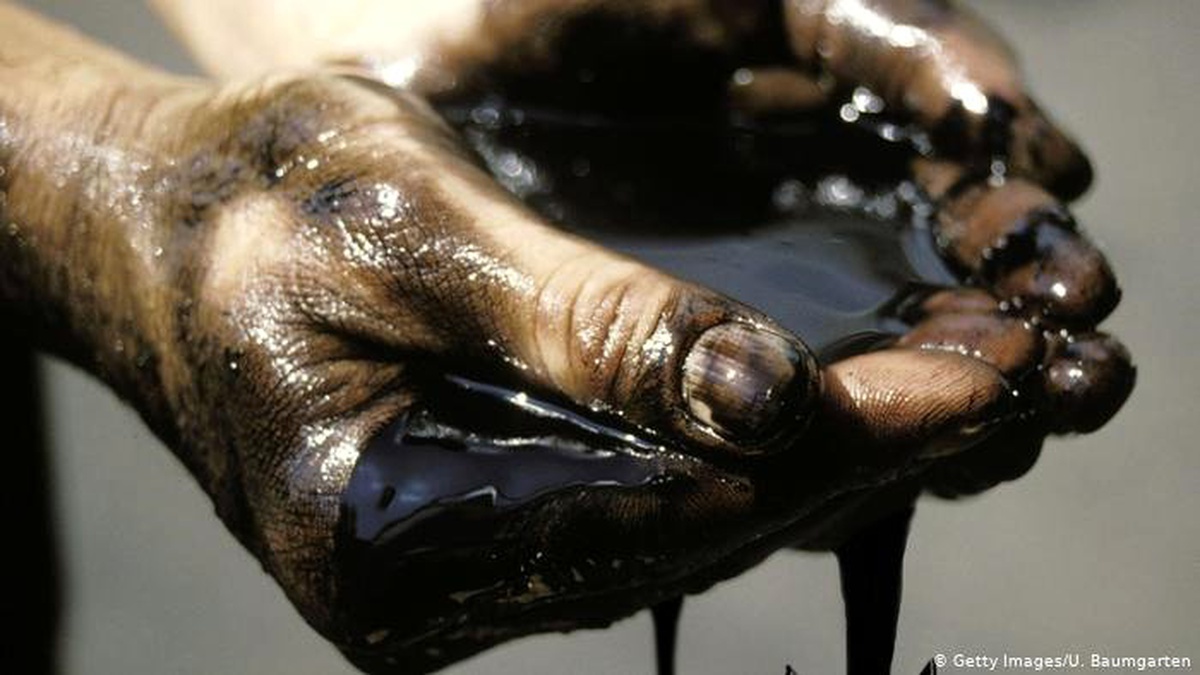 Süleymani\'nin öldürülmesi sonrası petrol fiyatları arttı