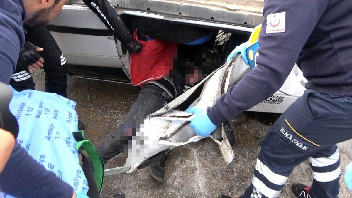 Takla atan araçta can pazarı: 3 yaralı