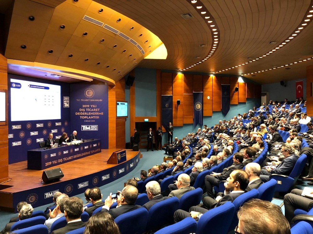 TİM Başkanı Gülle: "Yerli otomobilimizi 2022 yılında yollarda görmek istiyoruz"