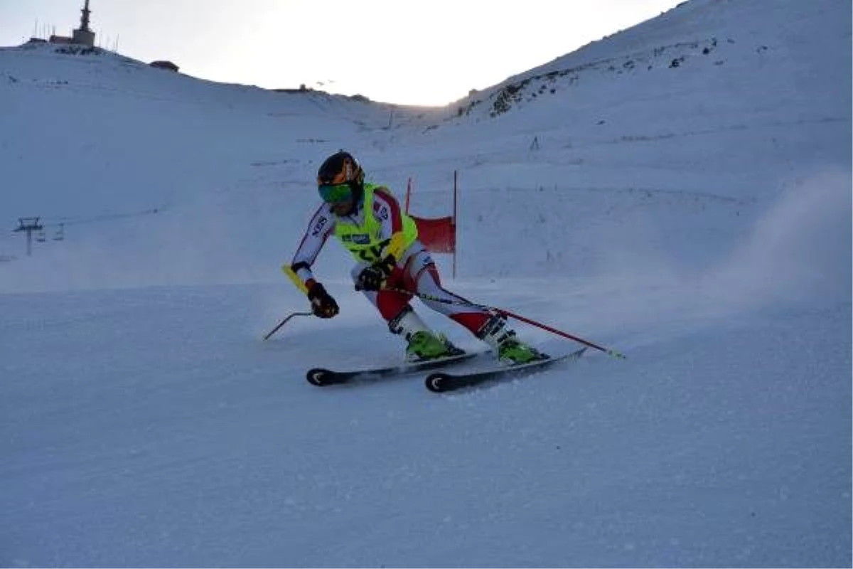 Türkiye kayakta Gençlik Olimpiyatları\'na 7 sporcu ile katılacak