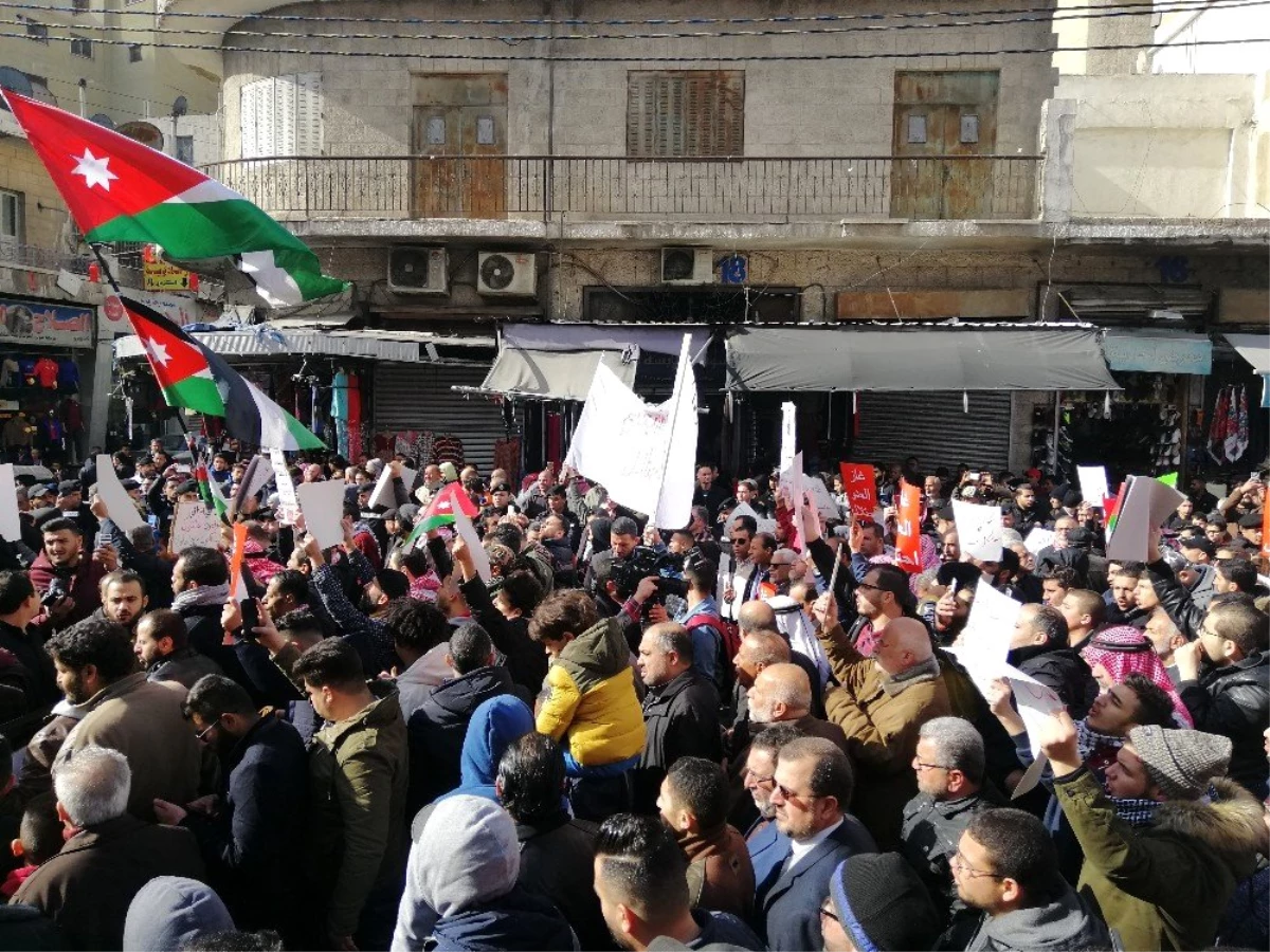 Ürdünlülerden İsrail-Ürdün gaz anlaşması protestosu