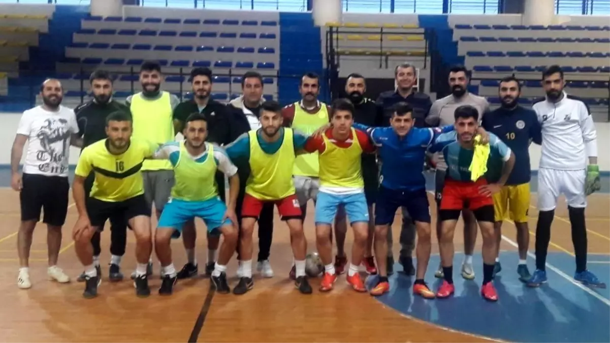 Vefa Spor, futsal liginde Ağrı\'yı temsil edecek