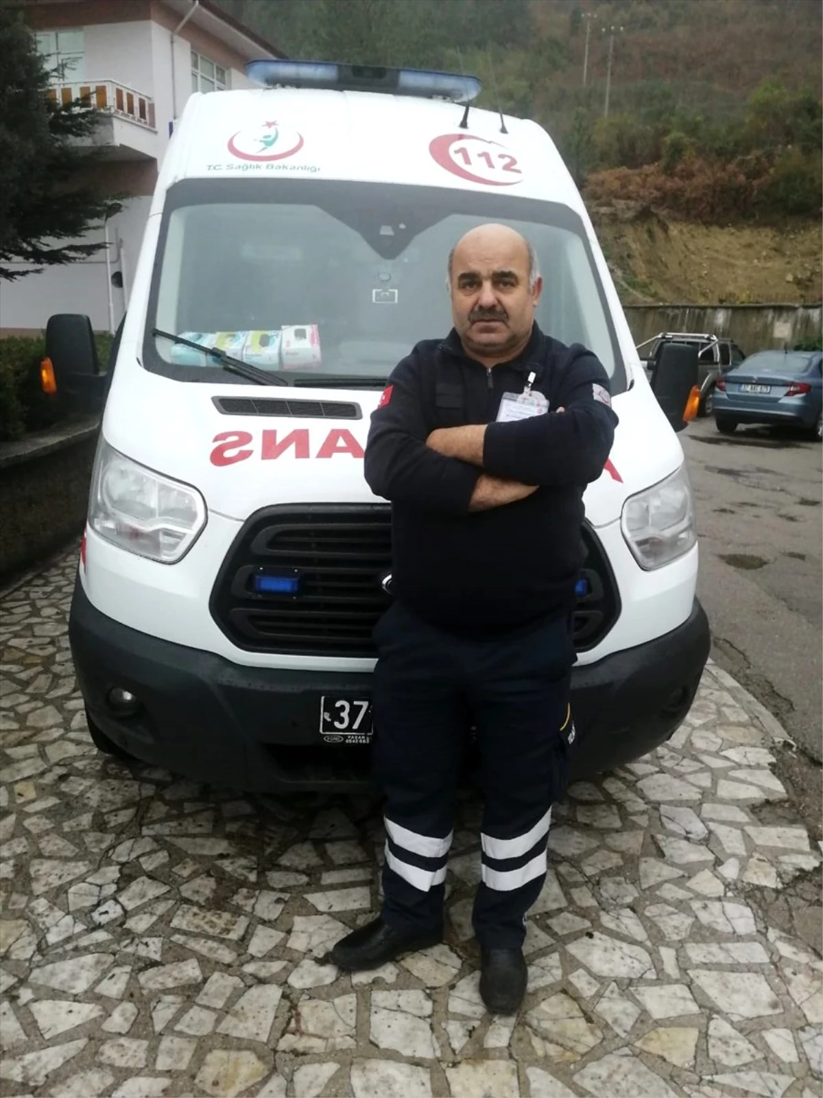 Ambulans şoförünün ilk yardımı hayat kurtardı