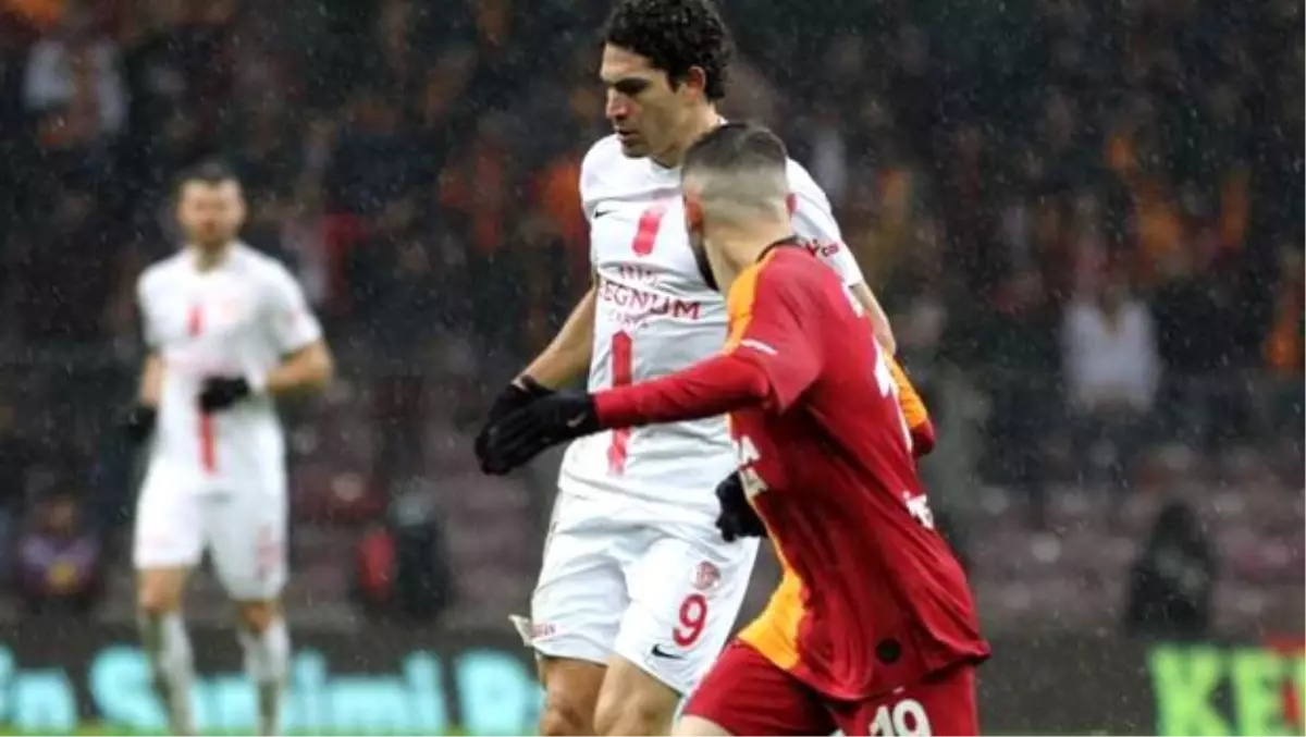 Antalyaspor 22 futbolcuyla oynadı