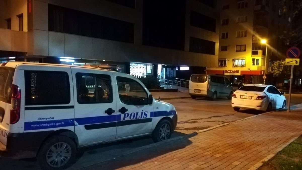 Avukatın evinde yaptığı sahte içkiden öldüğü iddiası