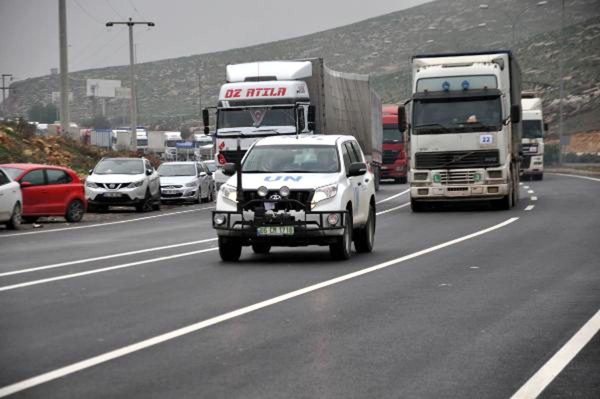 BM\'den İdlib\'e 106 TIR  insani yardım