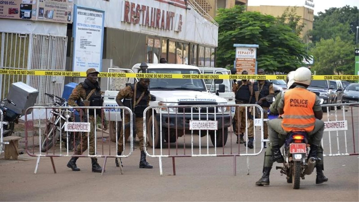 Burkina Faso\'da öğrencileri taşıyan minibüs mayına denk geldi: En az 14 ölü