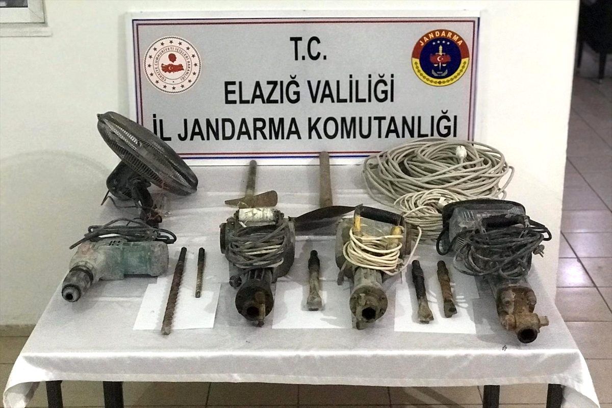 Definecilere 35 metre derinlikte suçüstü