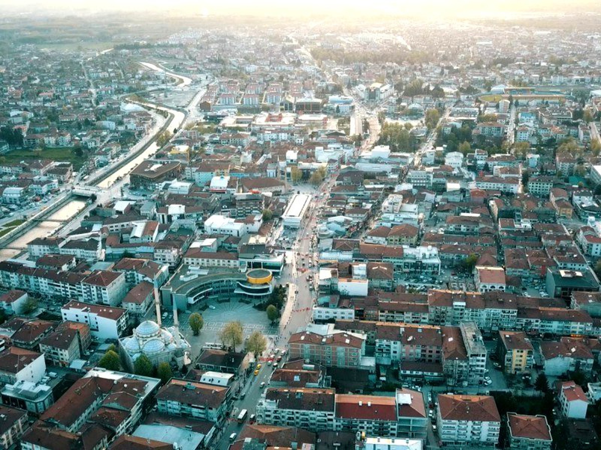 Düzce nüfusu her geçen yıl yaşlanıyor