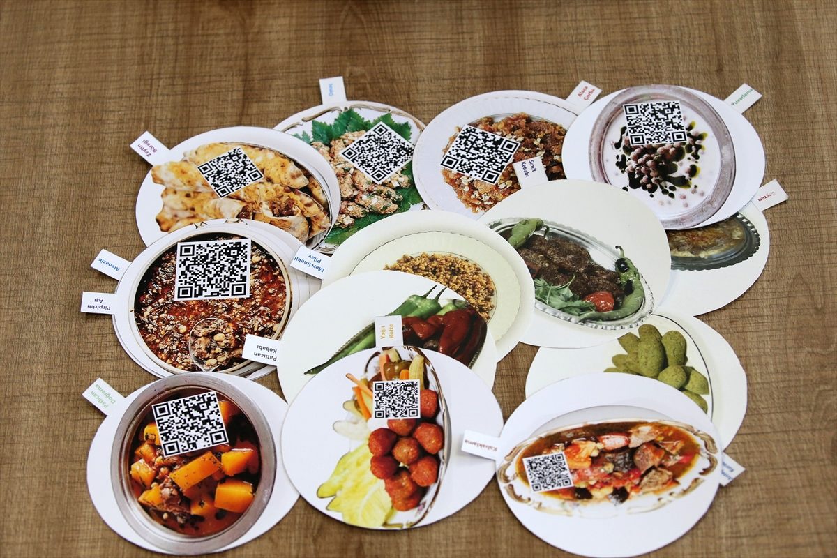 Gaziantep\'in lezzetleri QR kodlu bakır şekerlikle tanıtılacak