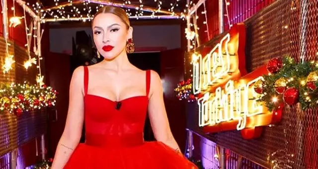 Hadise, konser kıyafetini eleştirenlere sert çıktı: Edepsizlik sizin