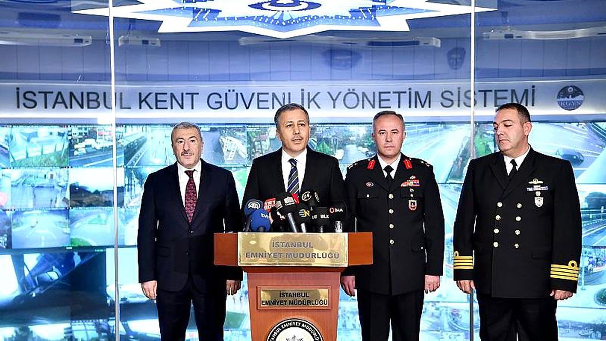 İstanbul Valisi Yerlikaya: 97 bin Suriyeli kentten ayrıldı, 37 bin göçmen sınır dışı edildi