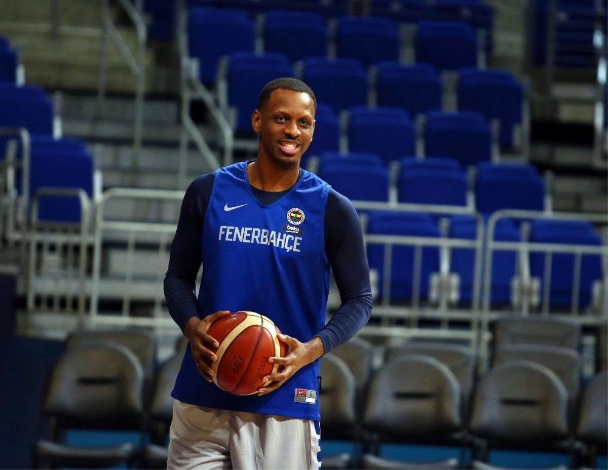 James Nunnally: "Fenerbahçe için bütün gücümle savaşacağım"