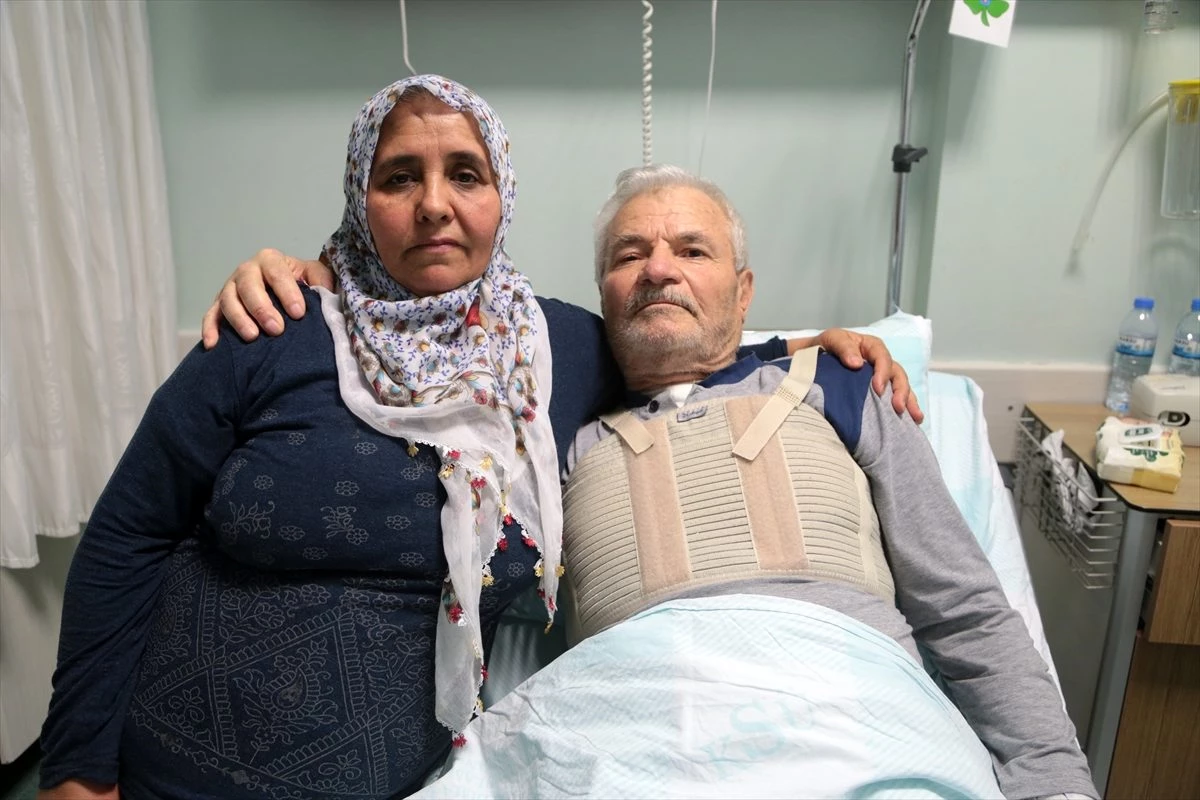 Kahramanmaraş\'ta 71 yaşındaki hastaya kalbi durdurulmadan ameliyat