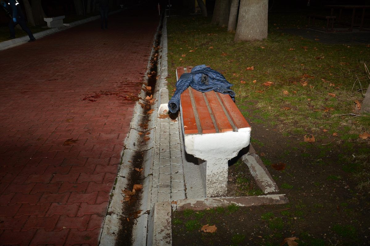 Kahramanmaraş\'ta bir kişi parkta bıçaklanarak öldürüldü