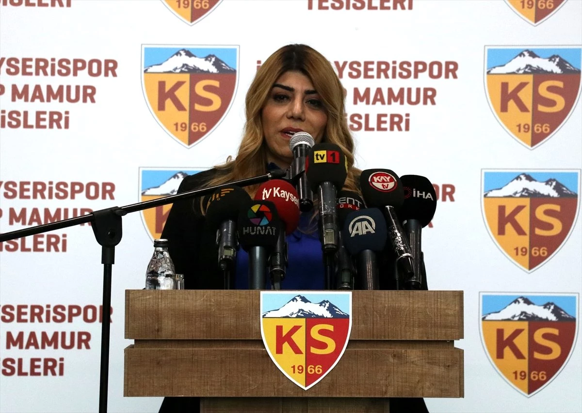 Kayserispor\'da kulüp tesislerine eski başkan Recep Mamur\'un adı verildi