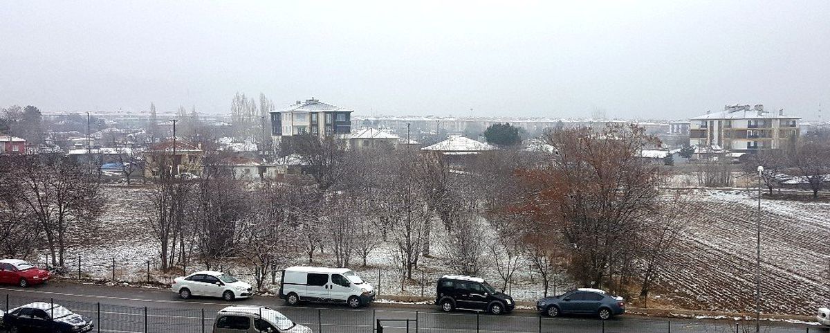 (Özel) Erzincan güne karla uyandı