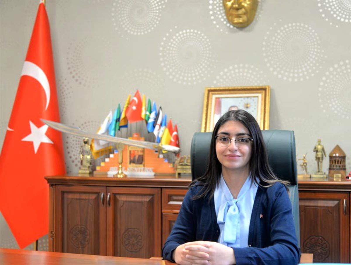 Sabah evinden alınan Selcan, tüm gün Bilecik\'i yönetti