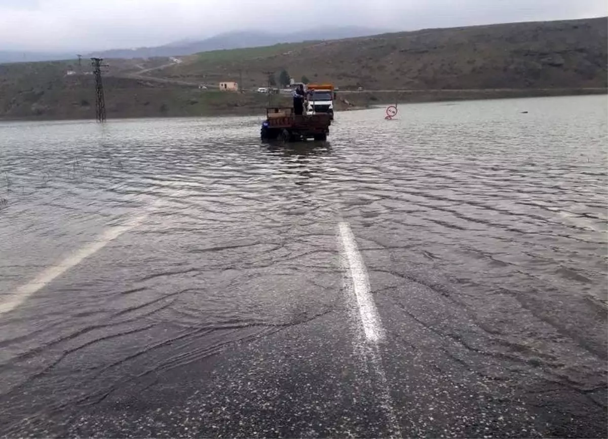 Siirt\'te baraj suyu yükseldi, suda mahsur kalan 1 kişi kurtarıldı