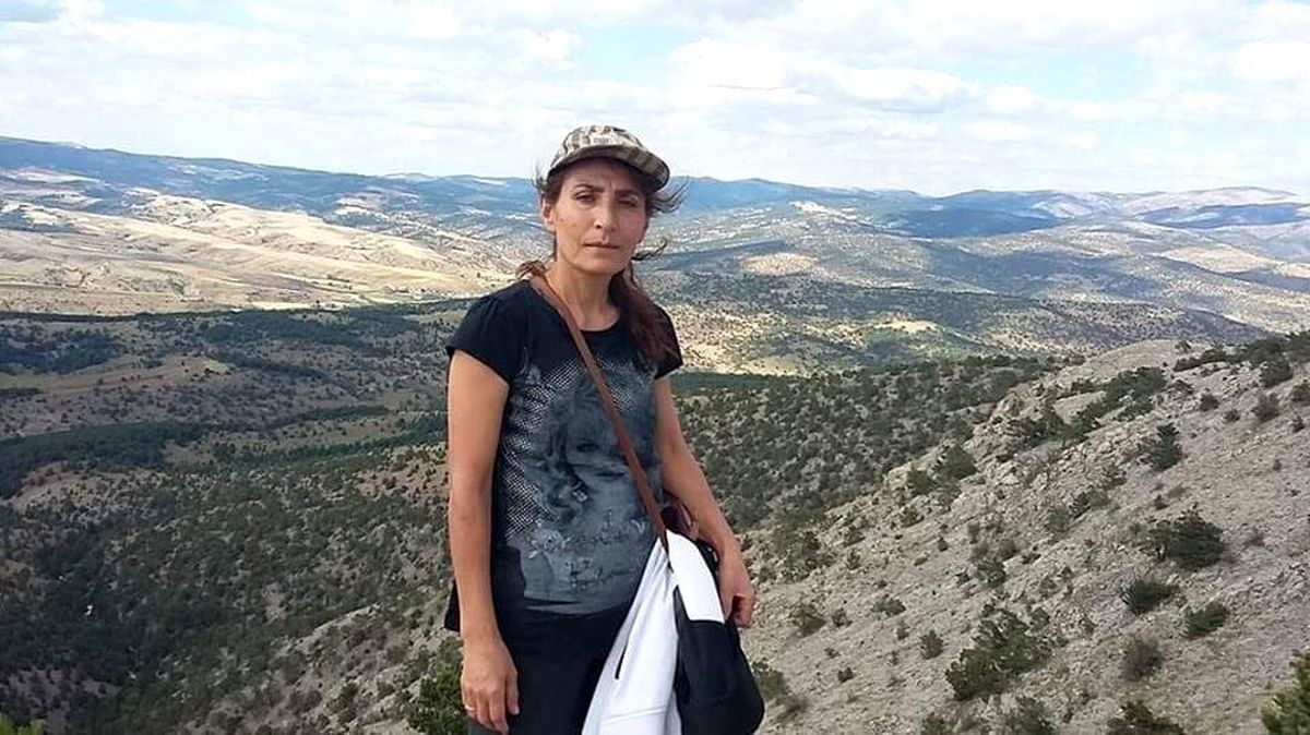 Torbalı\'da 2 kişiyi öldürüp, bir polisi yaralayan zanlı tutuklandı