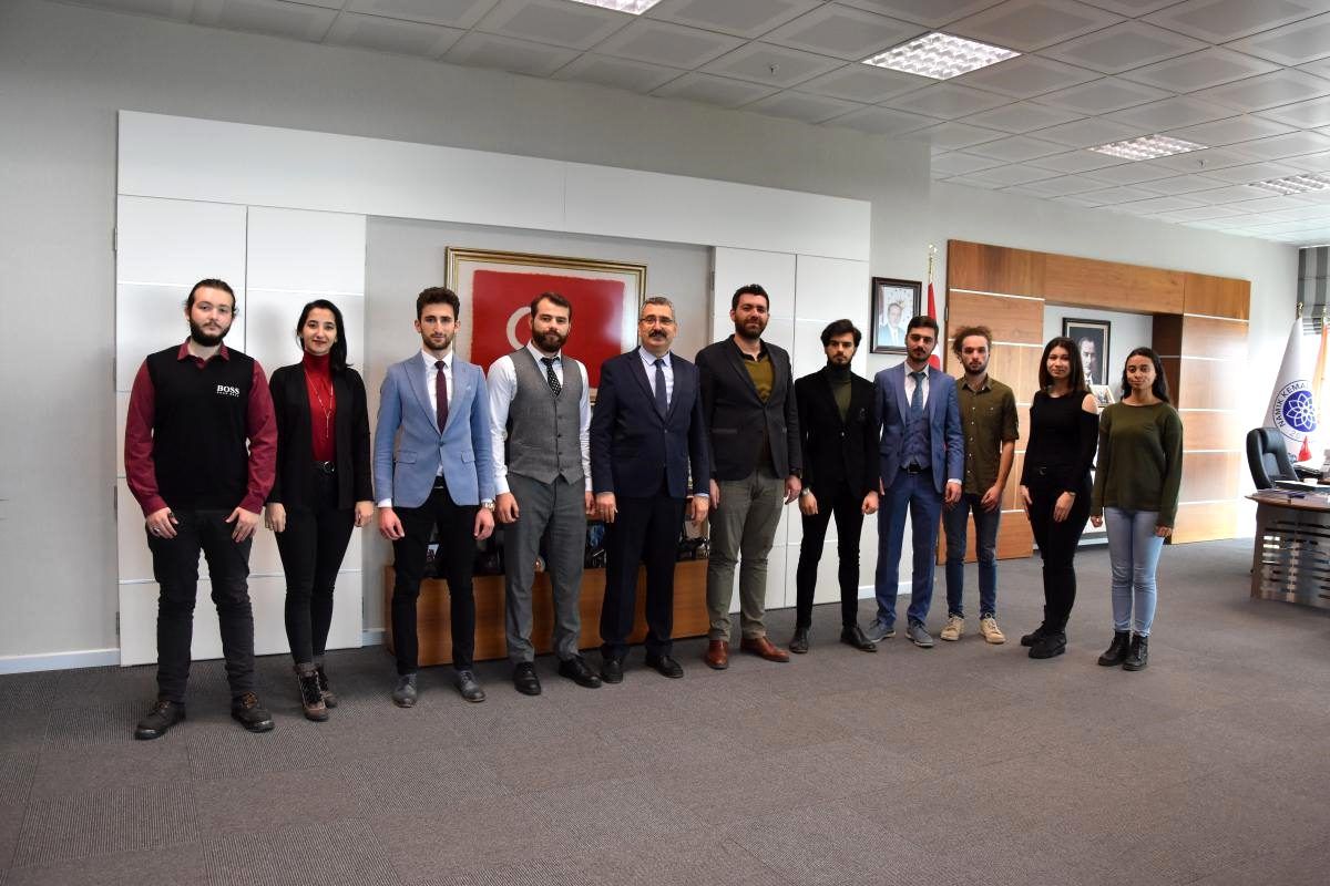 Ak Parti Tekirdağ Gençlik Kolları Başkanı Oğuz\'dan Rektör Şahin\'e ziyaret