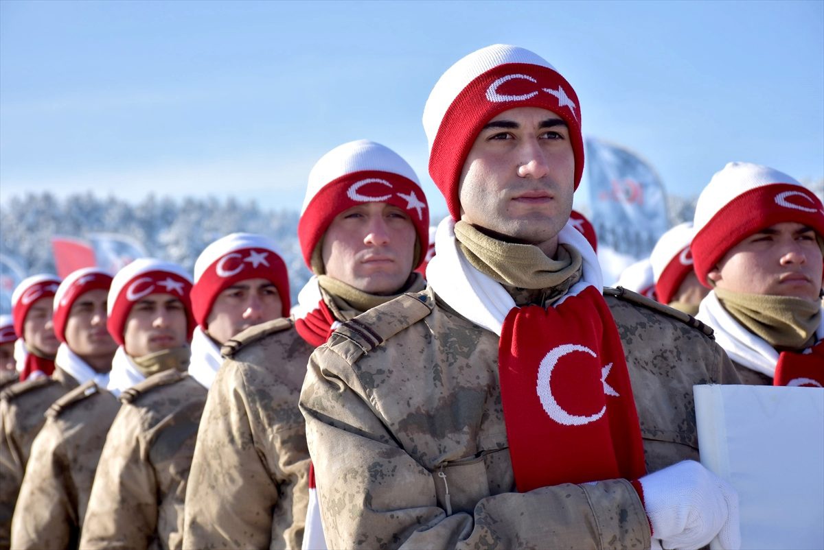 Bakan Pakdemirli Sarıkamış\'ta "Türkiye Şehitleriyle Yürüyor" etkinliğinde konuştu Açıklaması