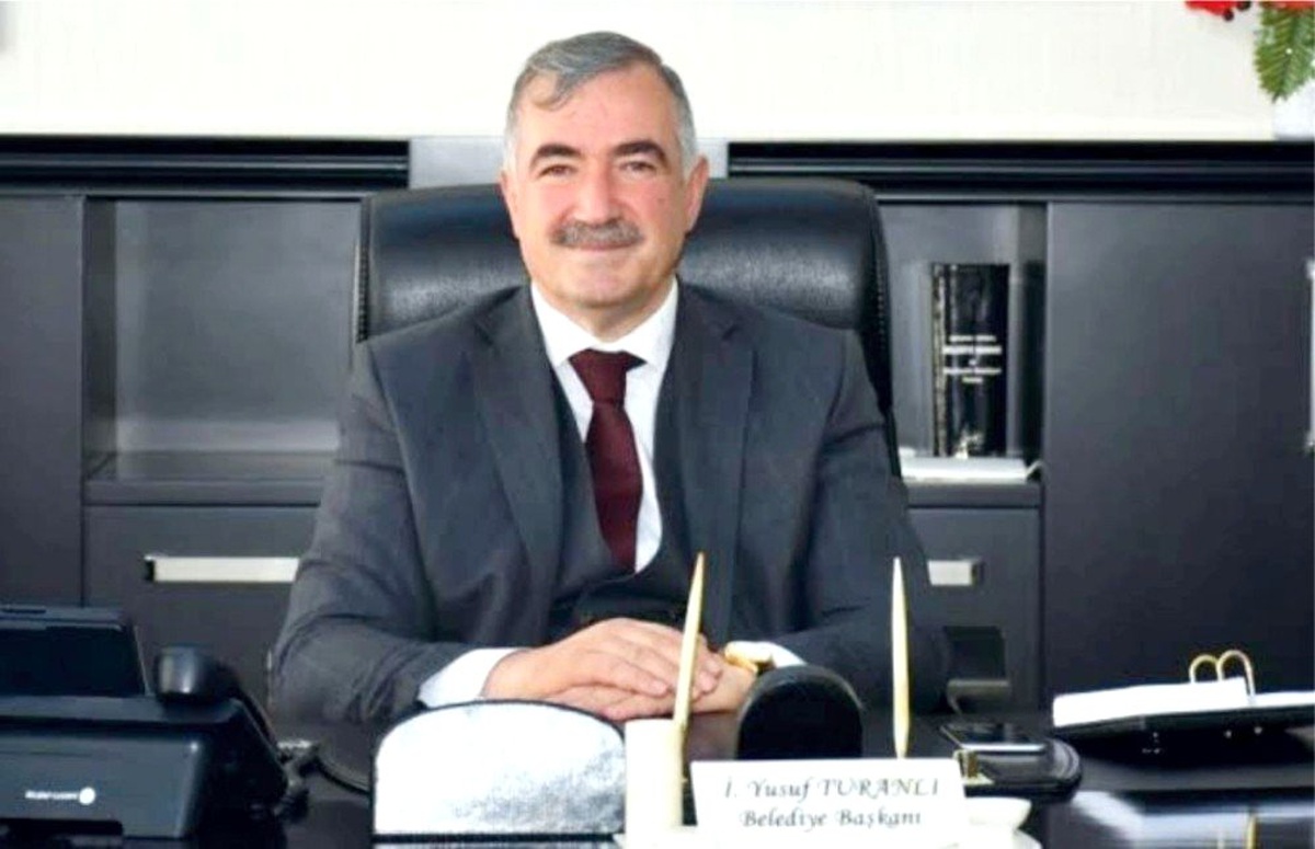 Başkan Turanlı, AK Partili meclis üyelerinin aldığı kararı kamuoyuna açıkladı