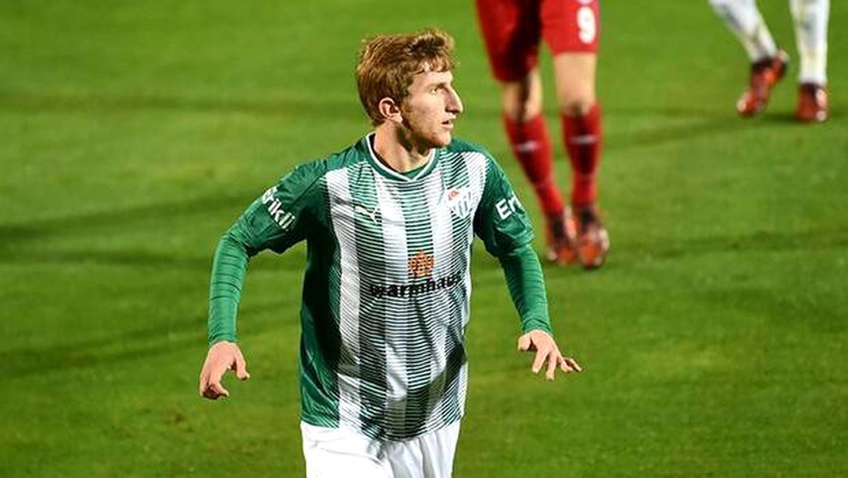 Burak Kapacak: "Hayalim Wembley, idolüm Quaresma"