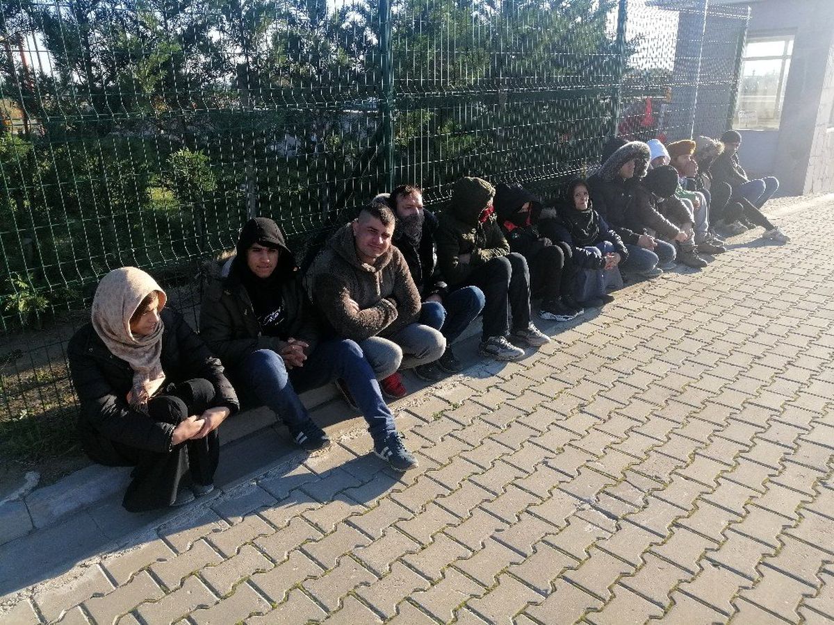 Çanakkale\'de 43 kaçak göçmen yakalandı