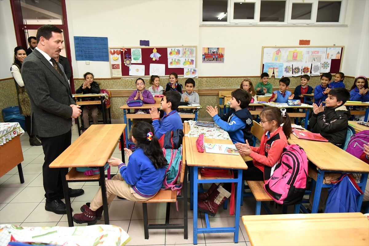 Hasan Kılca okul ziyaretlerine devam ediyor
