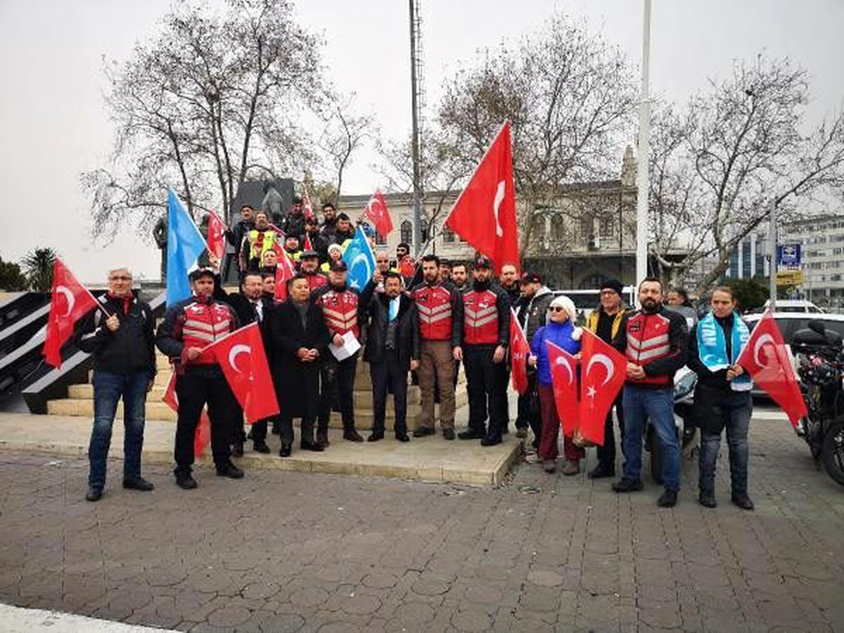 Motosikletlilerden Doğu Türkistan eylemi