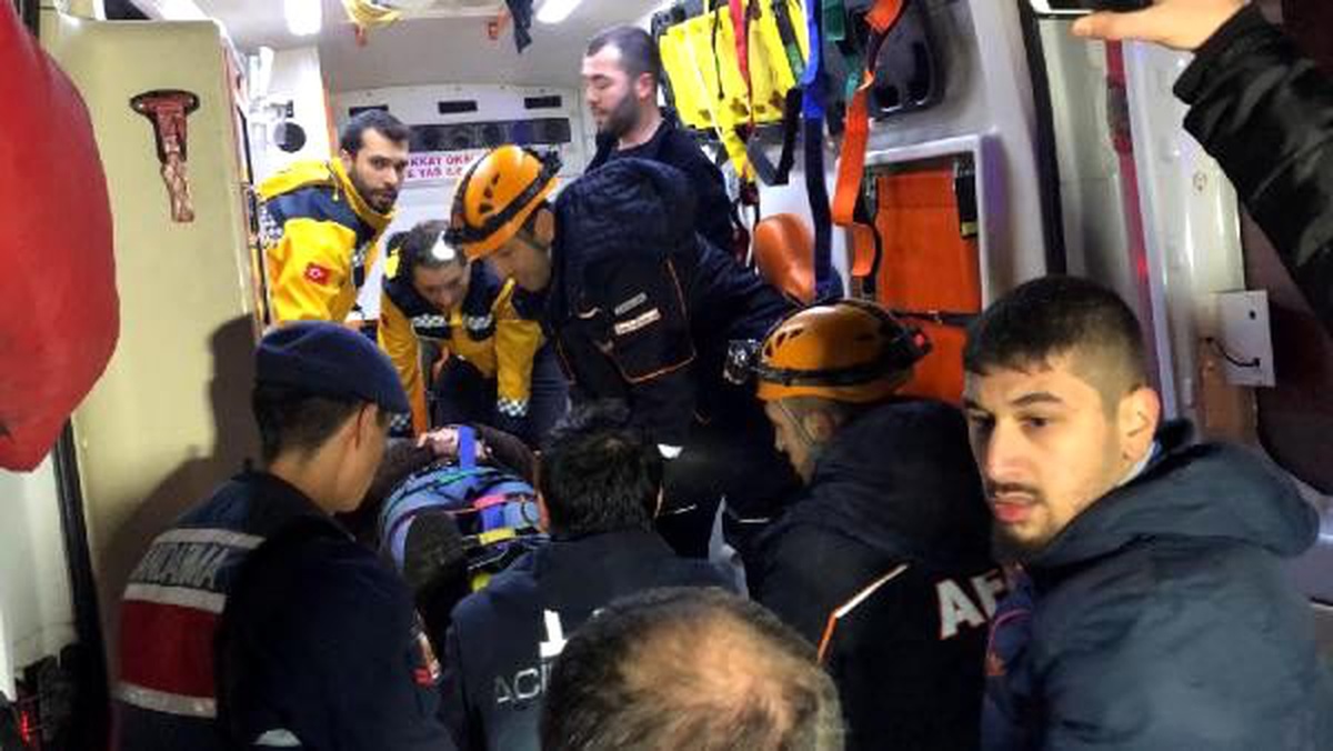 Otomobil 40 metreden uçtu, üniversiteli genç kız hayatını kaybetti