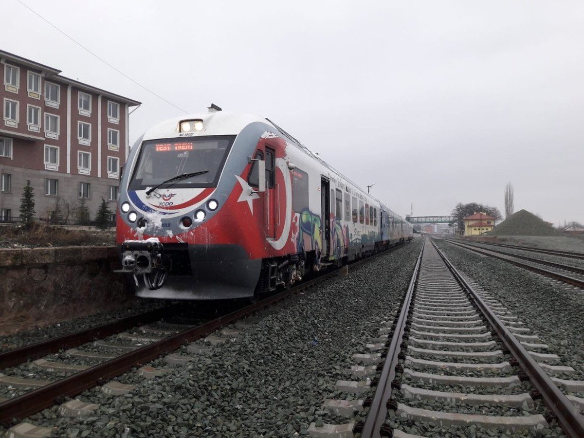 Samsun-Sivas tren yolunda test sürüşü yapıldı
