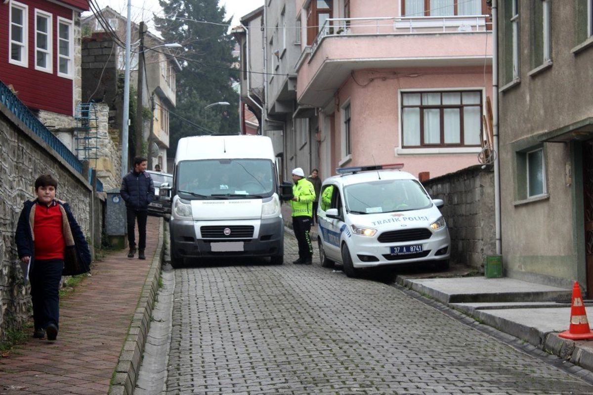 17 kişilik okul taşıtında 37 öğrenci bindirildi