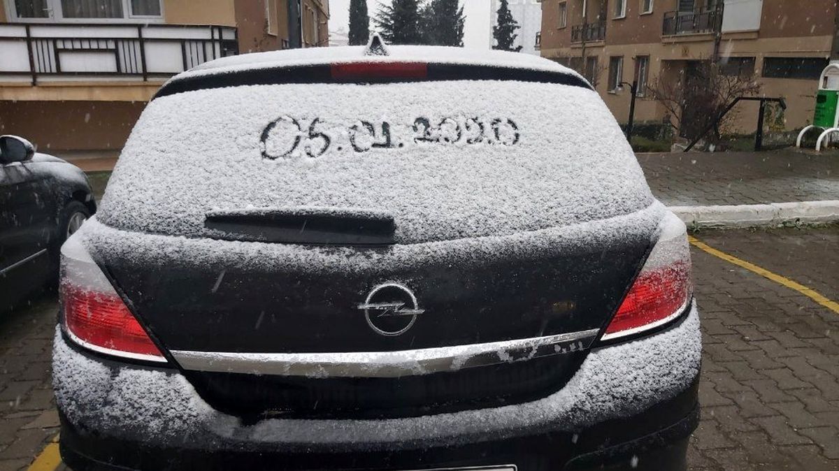 Bilecik\'e yılın ve mevsimin ilk karı yağdı