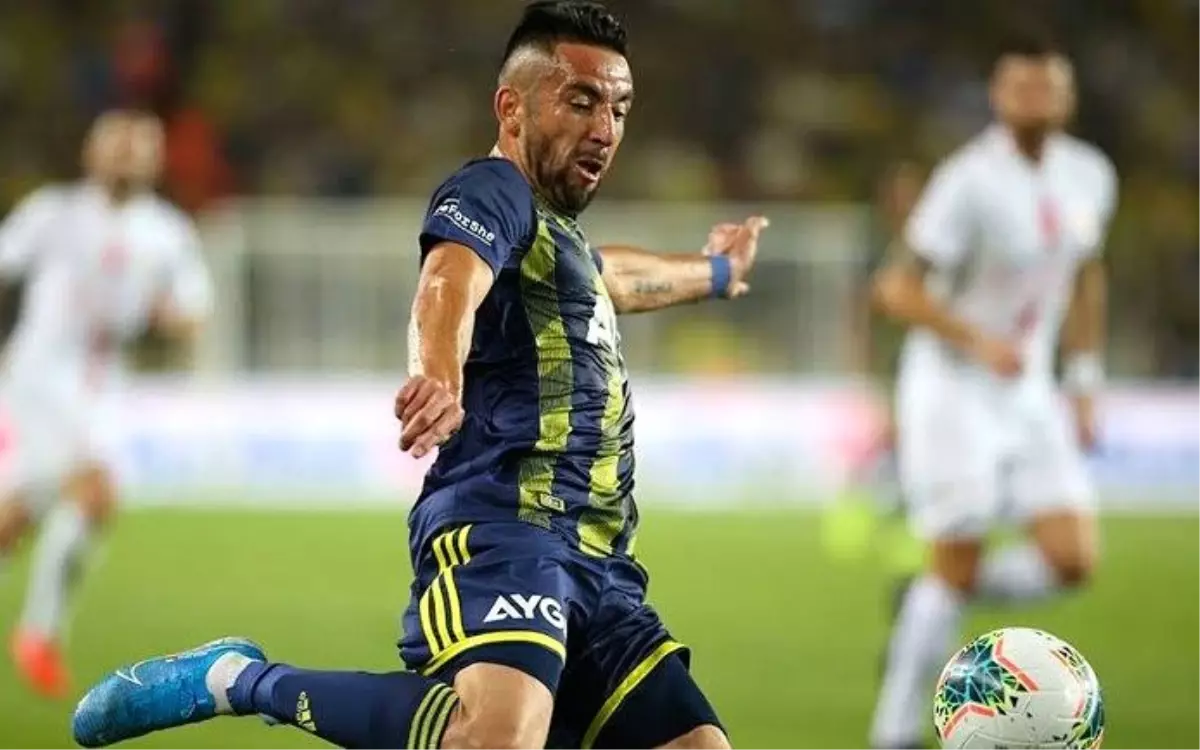 Boca Juniors\'ın Mauricio Isla\'yı kadrosuna katmak istediği iddia edildi