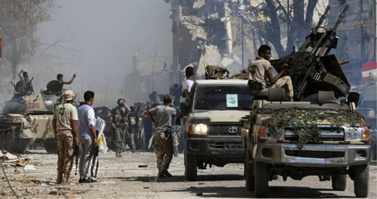 Son dakika: Sirte\'ye saldıran darbeci Hafter güçleri püskürtüldü