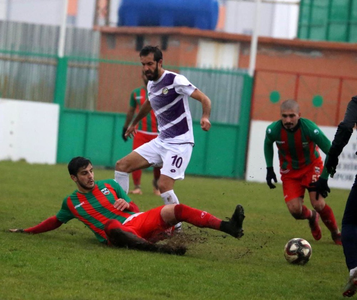 Diyarbekirspor Bağlar Belediyespor\'u farklı geçti