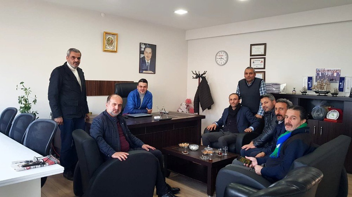 Erzurum Türkiye Gazetesi ve İhlas Pazarlama\'dan \'Bir Çocukta Sen Sevindir\' kampanyasına destek