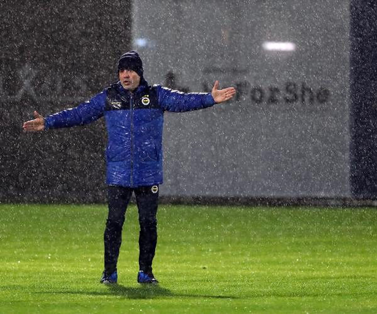 Fenerbahçe, günün ikinci antrenmanını yaptı