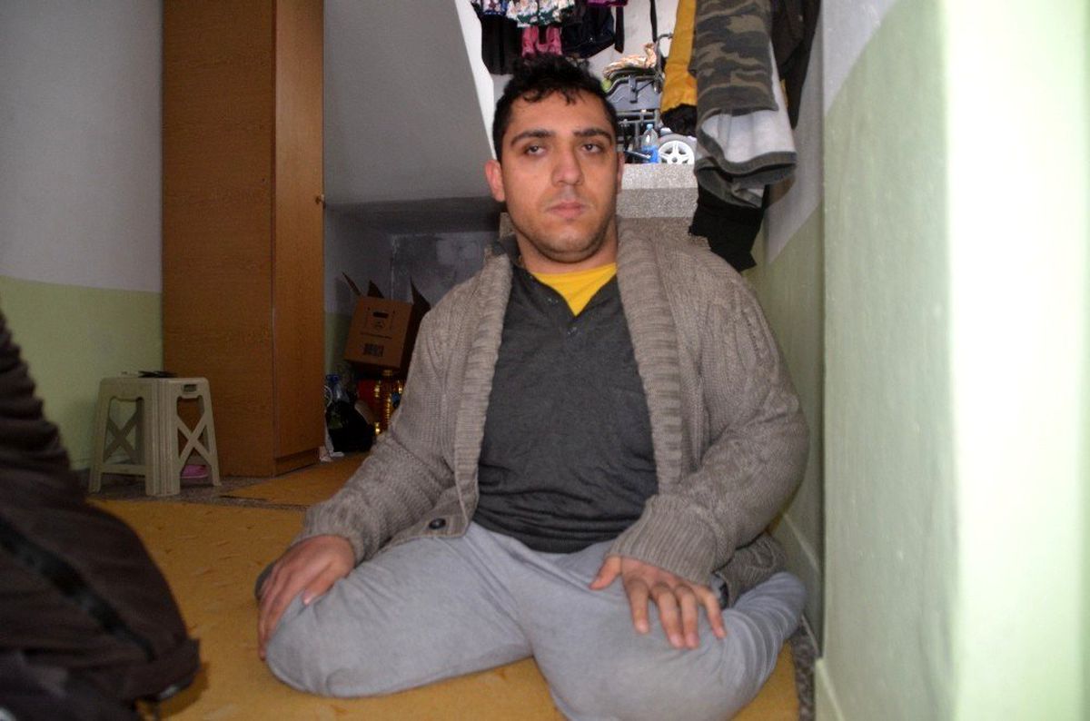 Hırsızlar engelli vatandaşın akülü aracını çaldı