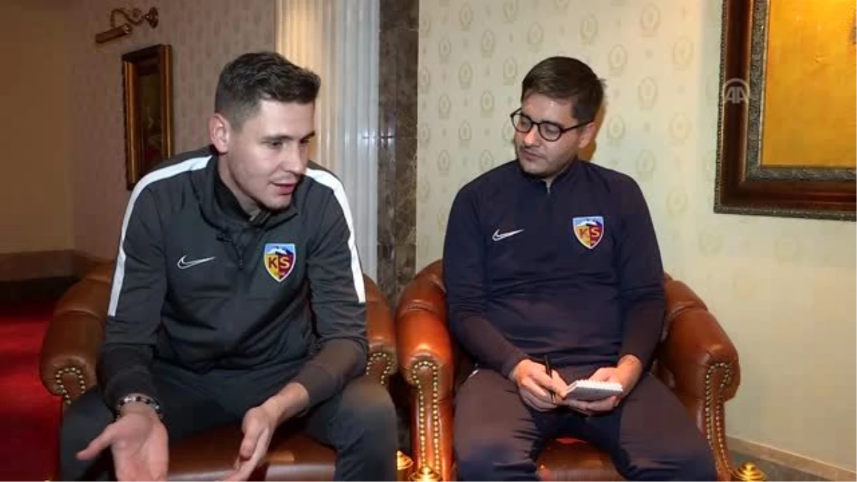 Kayserispor\'un kalecisi Lung: "Romanya\'da Atatürk gibi bir liderimiz olmadı"