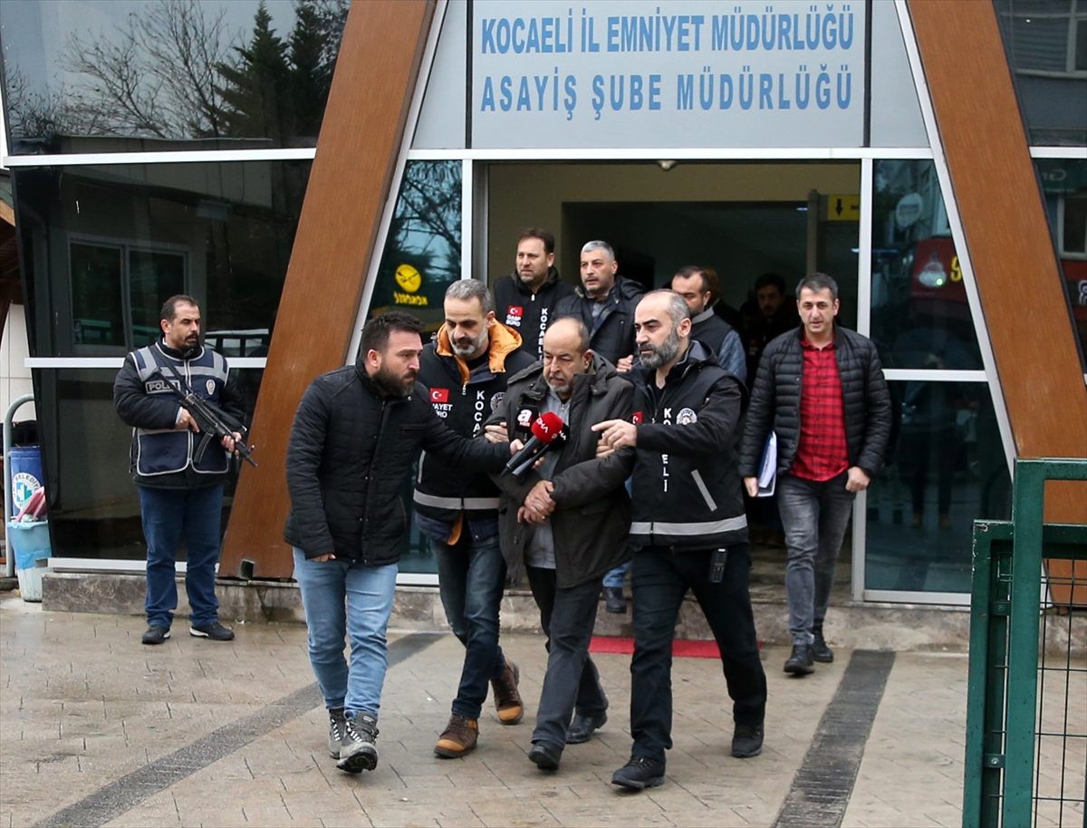 Kocaeli\'de 12 yıllık faili meçhul cinayetle ilgili 9 kişi yakalandı