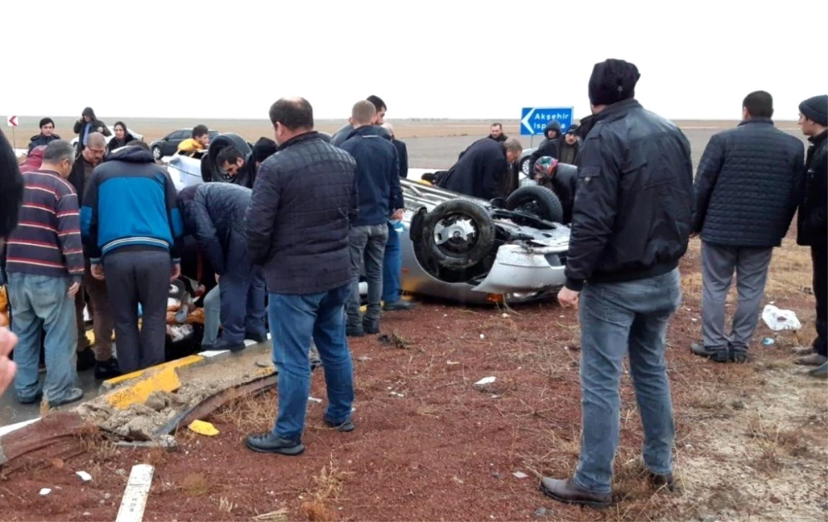 Konya\'da trafik kazası: 1 ölü, 8 yaralı