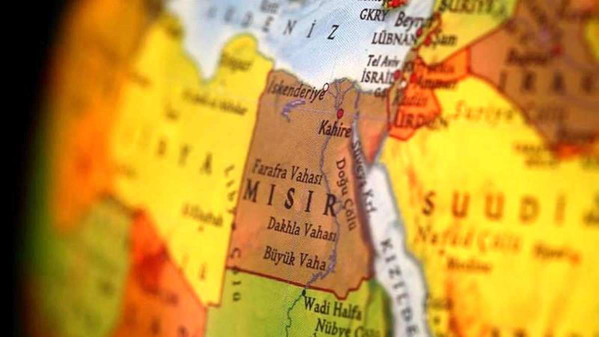 Mısır, Libya\'yı görüşmek üzere Yunanistan, Fransa, İtalya ve Kıbrıs\'ı toplantıya çağırdı
