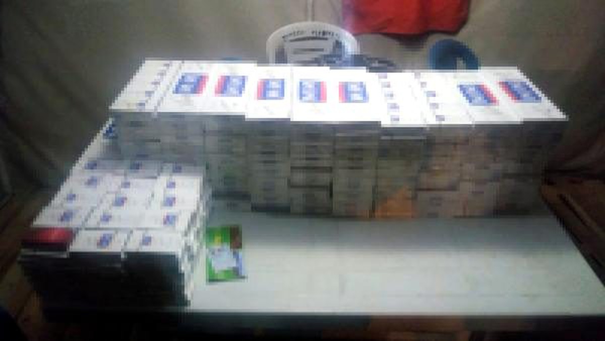 Otobüsün bagajında, 1200 paket kaçak sigara ele geçirildi