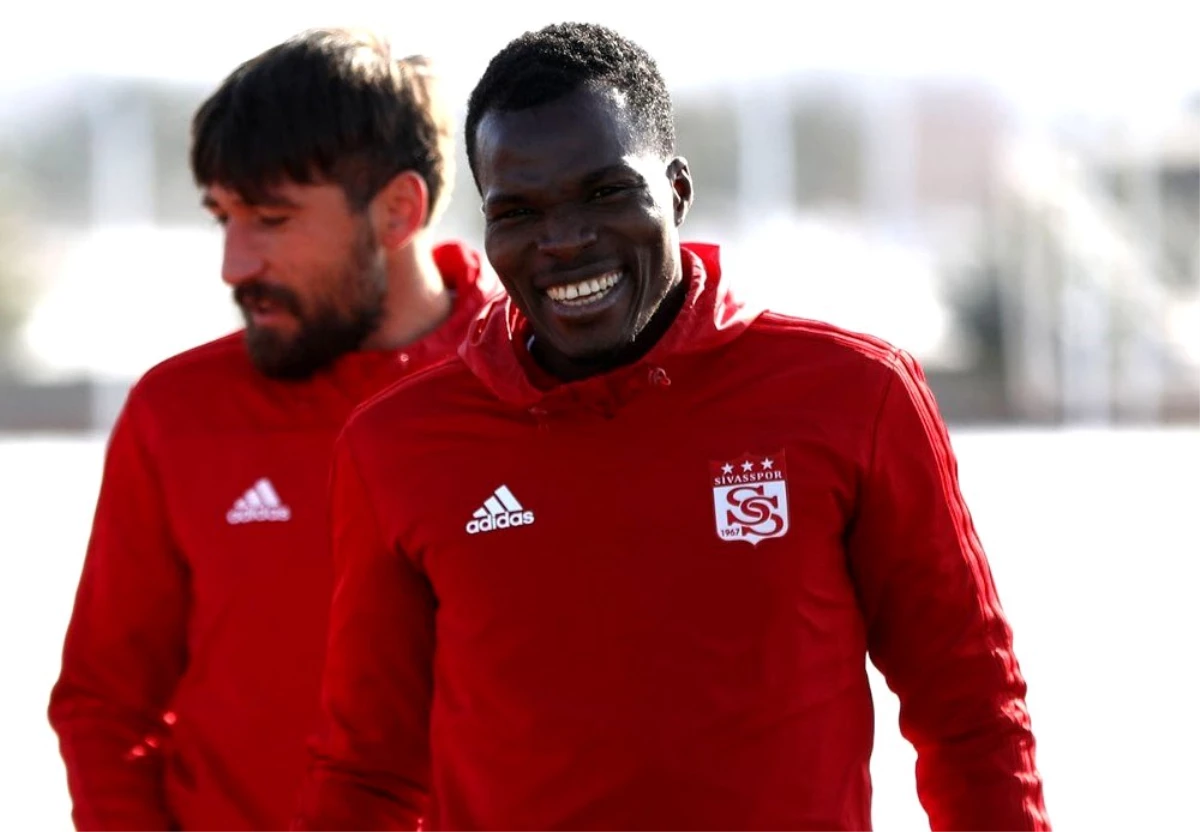 Sivasspor\'un en hırçın futbolcusu Isaac Cofie