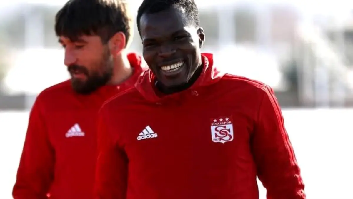 Sivasspor\'un en hırçın futbolcusu Isaac Cofie