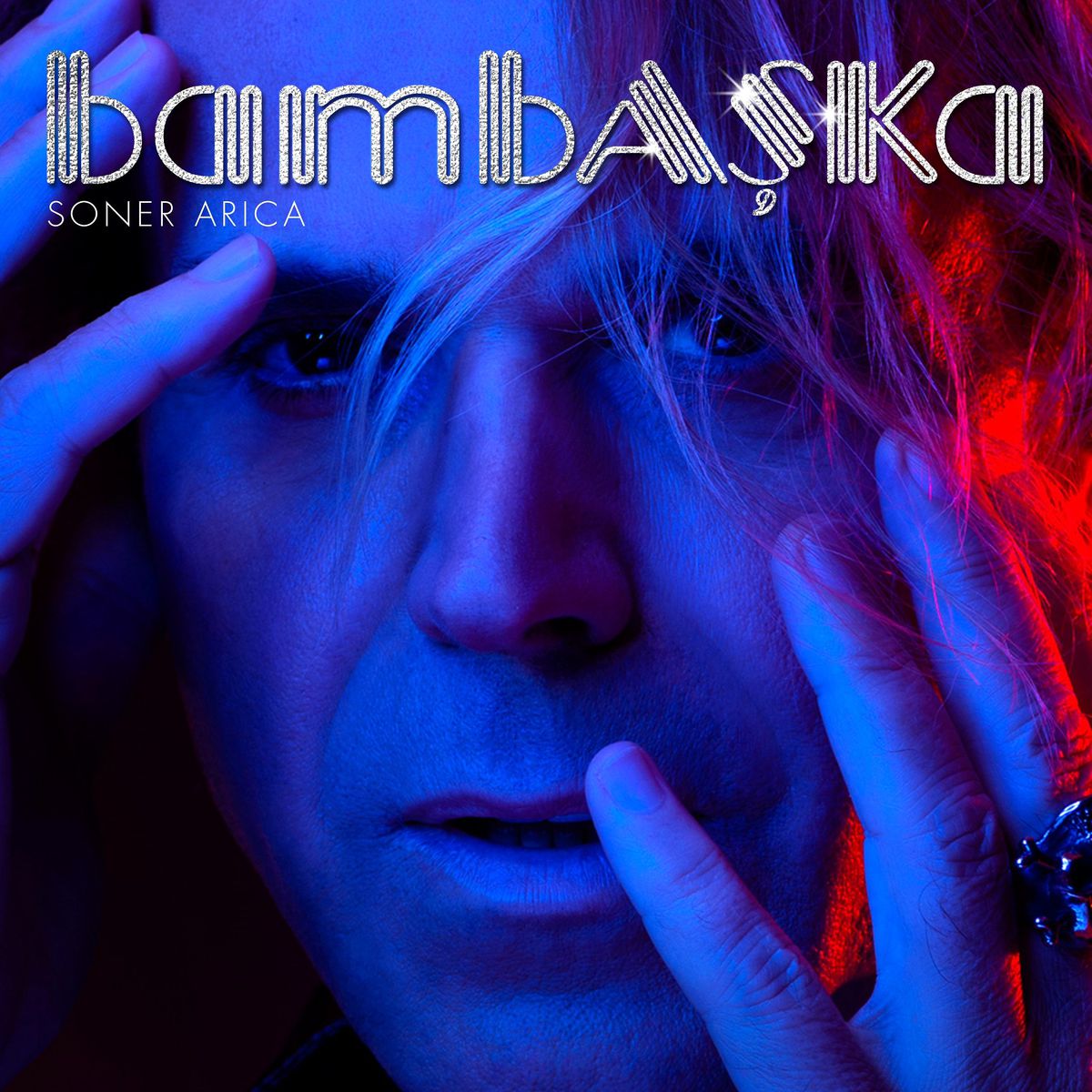 Soner Arıca\'dan Bambaşka Bir Şarkı