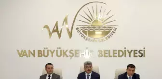 Van'da 'beton yollar' konulu seminer